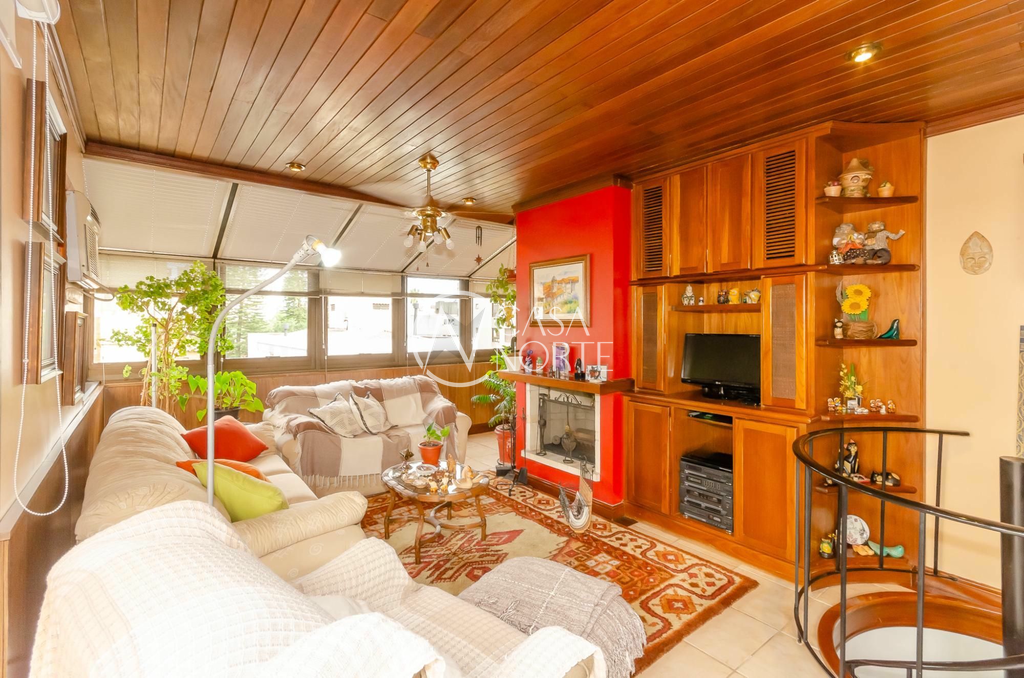 Cobertura à venda com 3 quartos, 199m², 1 suíte, 2 vagas, Avenida Iguassu no bairro Petrópolis em Porto Alegre