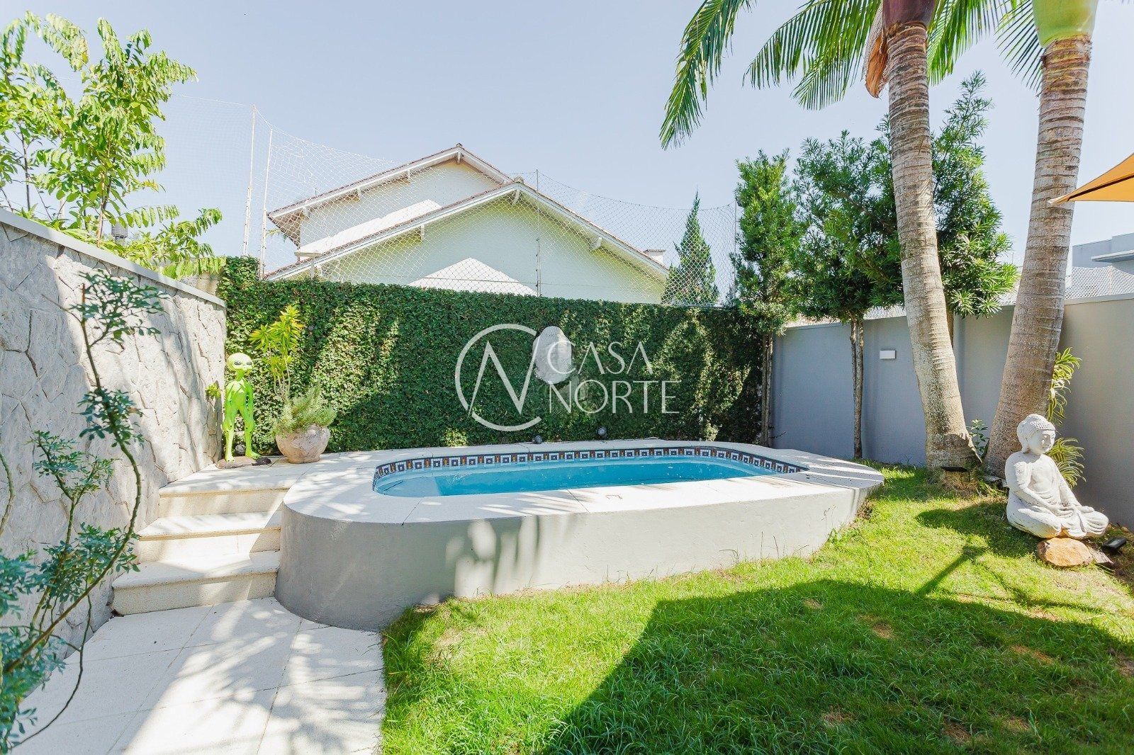 Casa de Condomínio à venda com 3 quartos, 250m², 1 suíte, 4 vagas, Rua Deputado Hugo Mardini no bairro Passo das Pedras em Porto Alegre