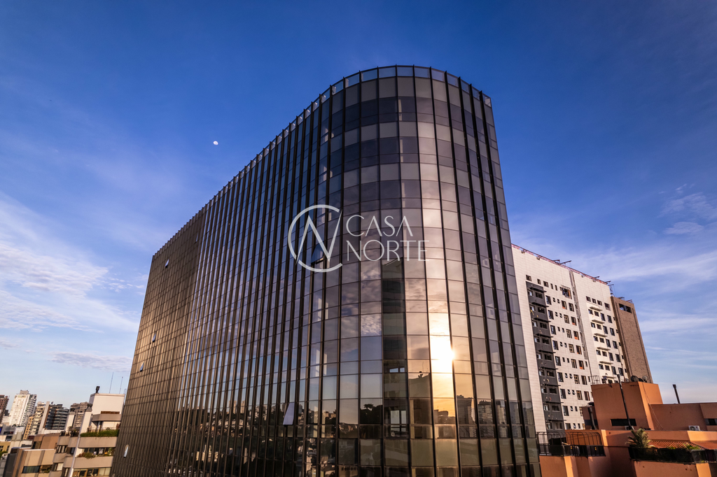Sala Comercial à venda , 171m², 6 vagas, Doutor Nilo Peçanha no bairro Chácara das Pedras em Porto Alegre