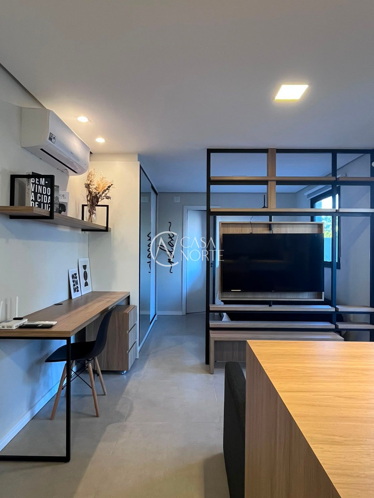 Apartamento à venda com 1 quarto, 47m², 1 suíte, 1 vaga, Avenida João Pessoa no bairro Centro Histórico em Porto Alegre