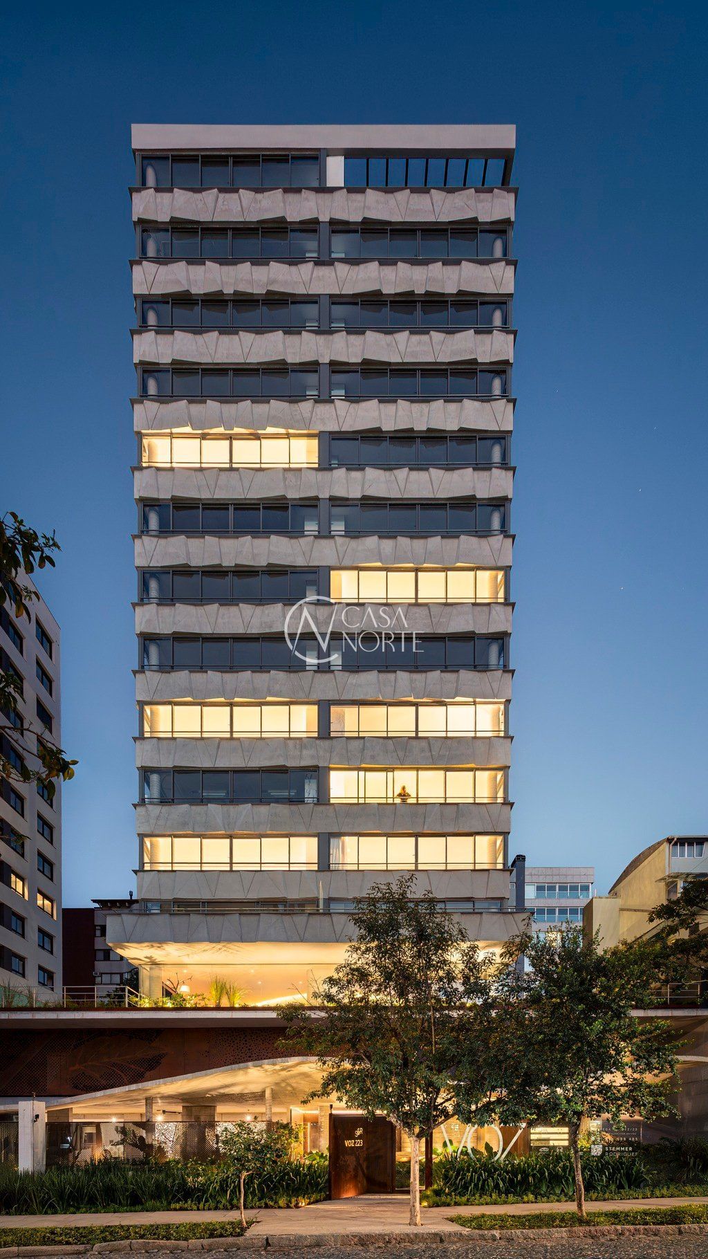 Apartamento à venda com 3 quartos, 160m², 3 suítes, 2 vagas, Soledade no bairro Petrópolis em Porto Alegre