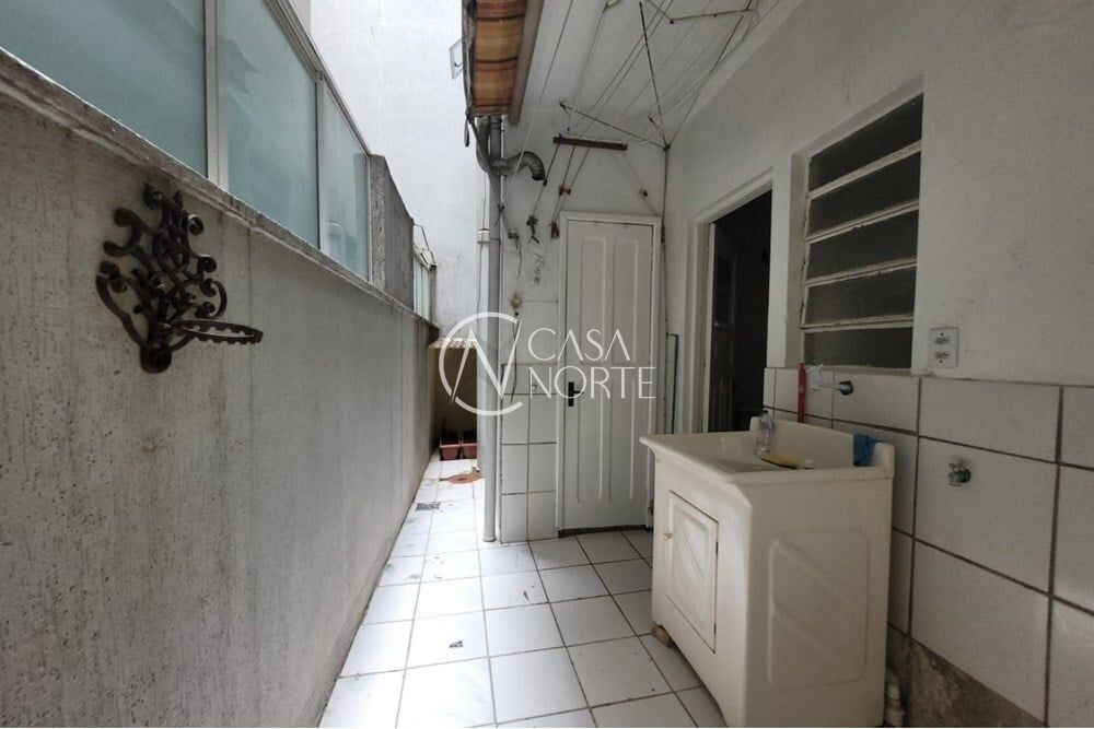 Apartamento à venda com 3 quartos, 92m², 1 vaga, Dona Leonor no bairro Rio Branco em Porto Alegre