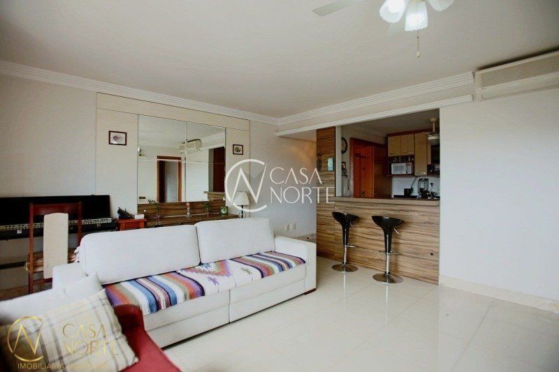Apartamento à venda com 3 quartos, 90m², 1 suíte, 2 vagas, Avenida Caçapava no bairro Petrópolis em Porto Alegre