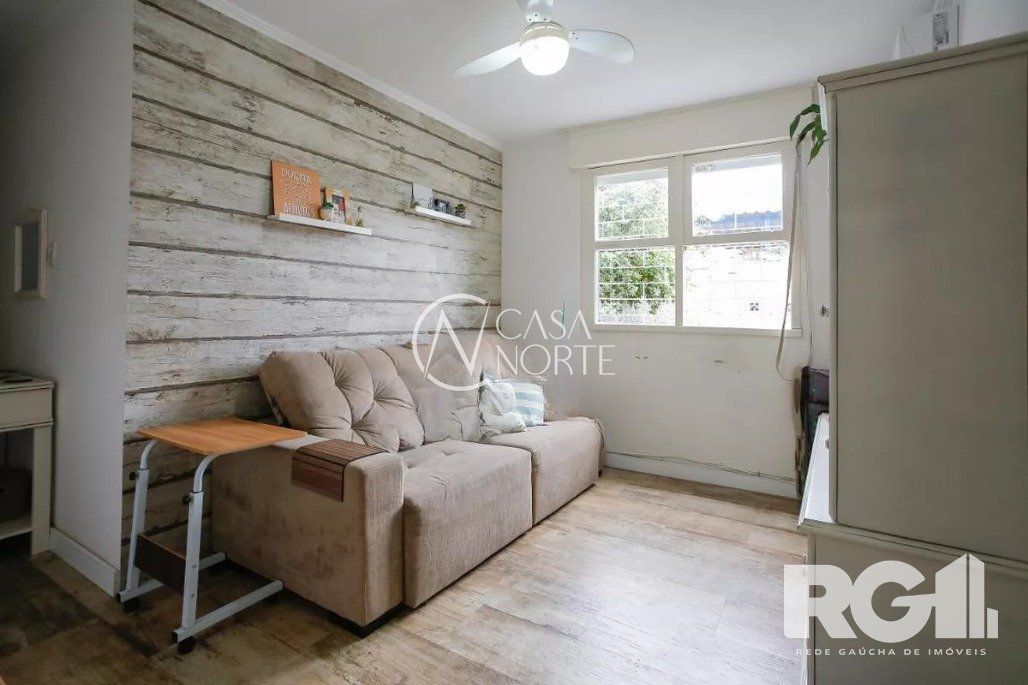 Apartamento à venda com 3 quartos, 58m², 1 vaga, Rua Zeferino Dias no bairro Sarandi em Porto Alegre