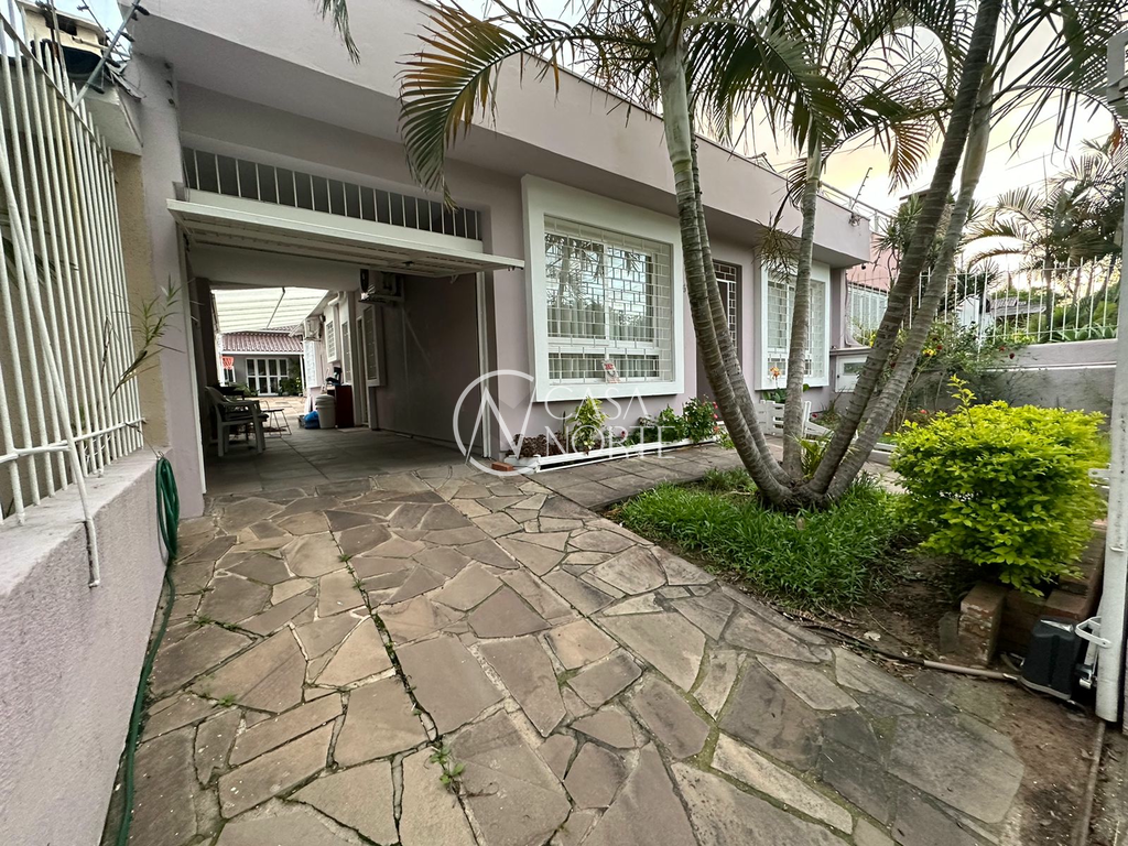 Casa de Condomínio à venda com 3 quartos, 165m², 1 suíte, 2 vagas, Wolfrid no bairro Petrópolis em Porto Alegre