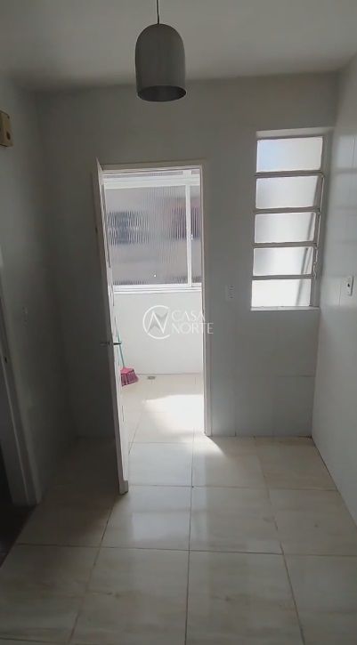 Apartamento à venda com 1 quarto, 49m², 1 vaga, Rua Professor Carvalho Freitas no bairro Teresópolis em Porto Alegre