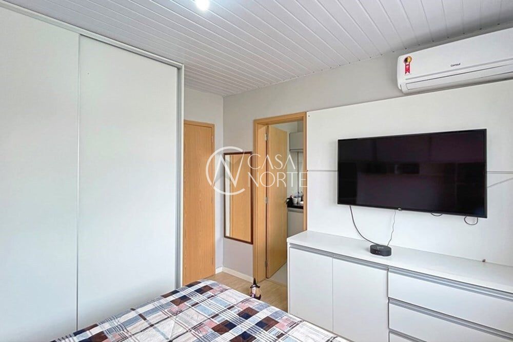 Casa à venda com 3 quartos, 144m², 1 suíte, 2 vagas, Edgar Pires de Castro no bairro Hípica em Porto Alegre