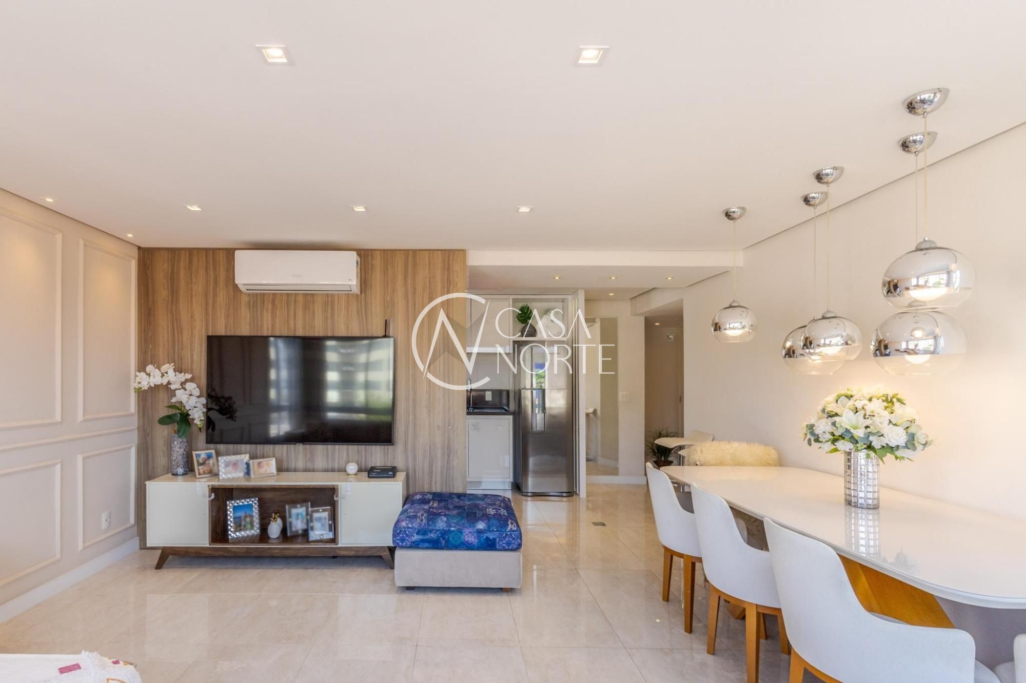 Apartamento à venda com 3 quartos, 80m², 1 suíte, 2 vagas, Rua Fernando Cortez no bairro Cristo Redentor em Porto Alegre