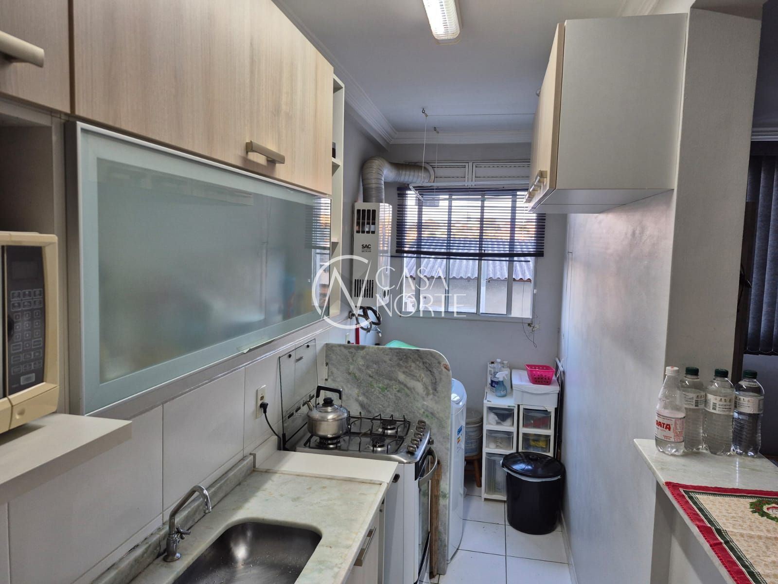 Apartamento à venda com 2 quartos, 45m², 1 vaga, Rua Deputado Hugo Mardini no bairro Passo das Pedras em Porto Alegre