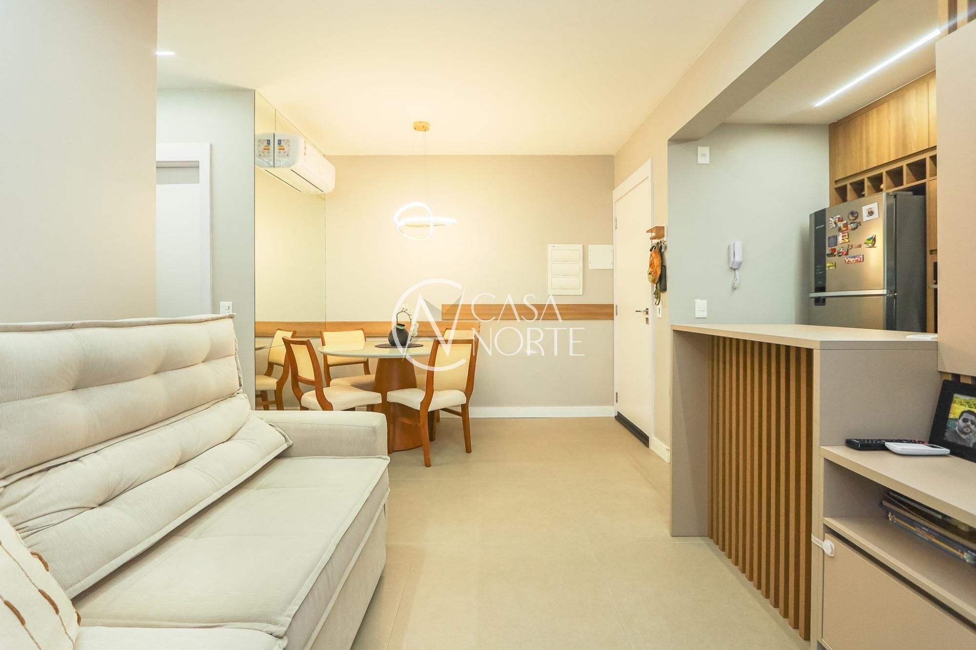 Apartamento à venda com 2 quartos, 71m², 1 suíte, 2 vagas, Rua Emílio Müller no bairro Jardim Lindóia em Porto Alegre