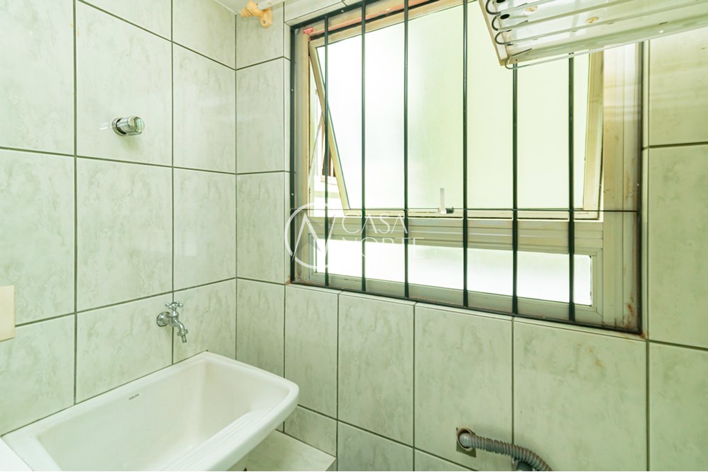 Apartamento à venda com 1 quarto, 40m², 1 vaga, Avenida Padre Cacique no bairro Praia de Belas em Porto Alegre