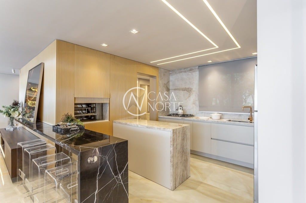 Apartamento à venda com 3 quartos, 202m², 3 suítes, 3 vagas, Avenida Veríssimo de Amaral no bairro Jardim Europa em Porto Alegre