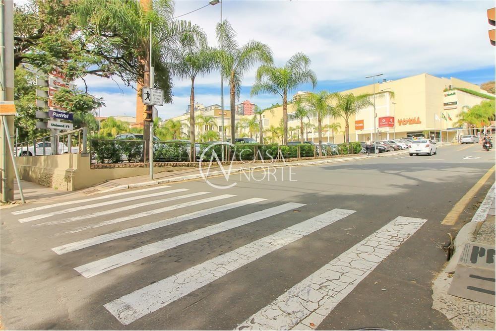 Sala Comercial à venda , 38m², Avenida Cristovão Colombo no bairro Floresta em Porto Alegre