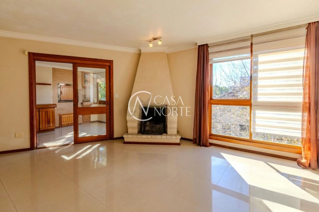 Apartamento à venda com 3 quartos, 121m², 1 suíte, 2 vagas, Rua General Couto de Magalhães no bairro Higienópolis em Porto Alegre