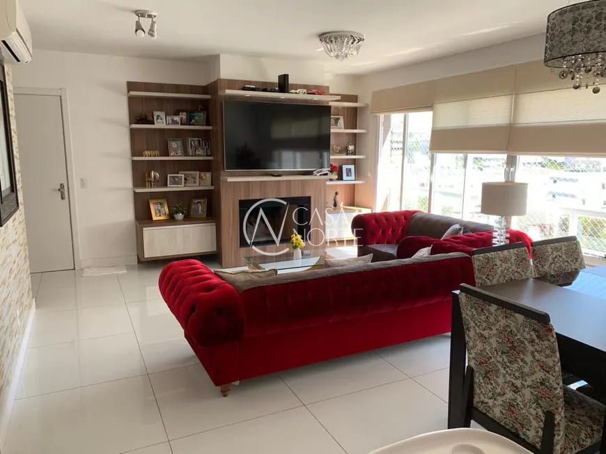 Apartamento à venda com 3 quartos, 128m², 3 suítes, 2 vagas, Rua Dona Augusta no bairro Menino Deus em Porto Alegre