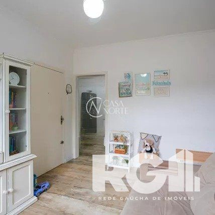 Apartamento à venda com 3 quartos, 58m², 1 vaga, Rua Zeferino Dias no bairro Sarandi em Porto Alegre