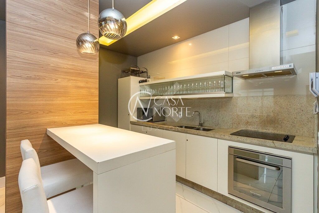 Apartamento à venda com 1 quarto, 54m², 1 suíte, 1 vaga, Mário Antunes da Cunha no bairro Petrópolis em Porto Alegre