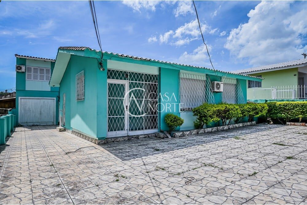 Casa de Condomínio à venda com 3 quartos, 198m², 5 vagas, Das Rosas no bairro Santa Tereza em Porto Alegre