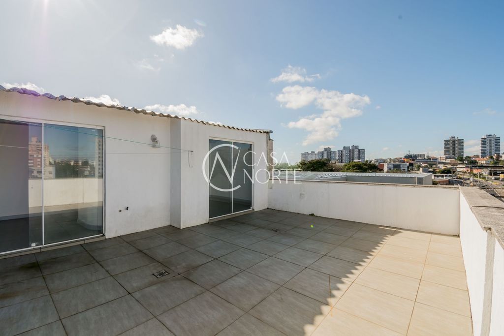 Cobertura à venda com 3 quartos, 134m², 2 suítes, 1 vaga, Avenida Baltazar de Oliveira Garcia no bairro São Sebastião em Porto Alegre