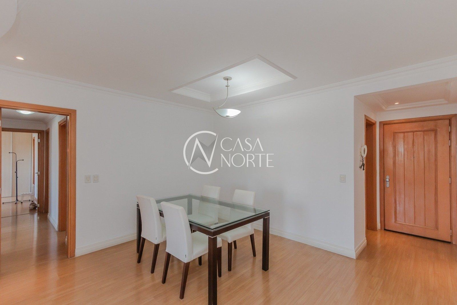 Apartamento à venda com 4 quartos, 113m², 1 suíte, 2 vagas, Avenida Panamericana no bairro Jardim Lindóia em Porto Alegre