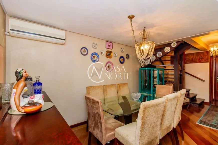 Casa de Condomínio à venda com 3 quartos, 123m², 1 suíte, 2 vagas, Rua Manoel Lopes Meirelles no bairro Jardim Sabará em Porto Alegre