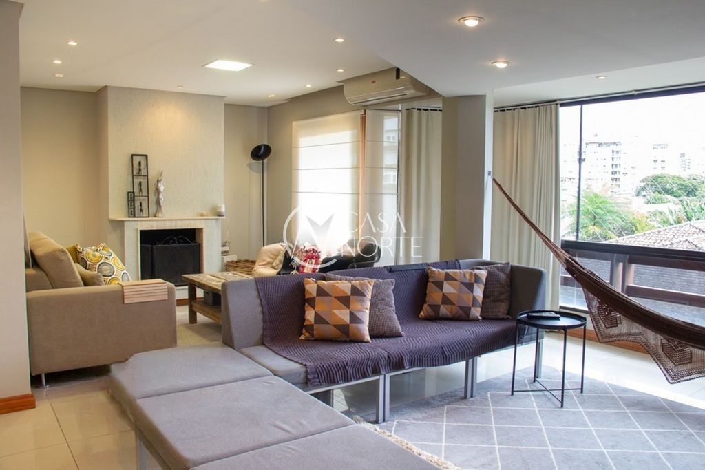 Apartamento à venda com 3 quartos, 135m², 2 suítes, 2 vagas, Avenida Montreal no bairro Jardim Lindóia em Porto Alegre