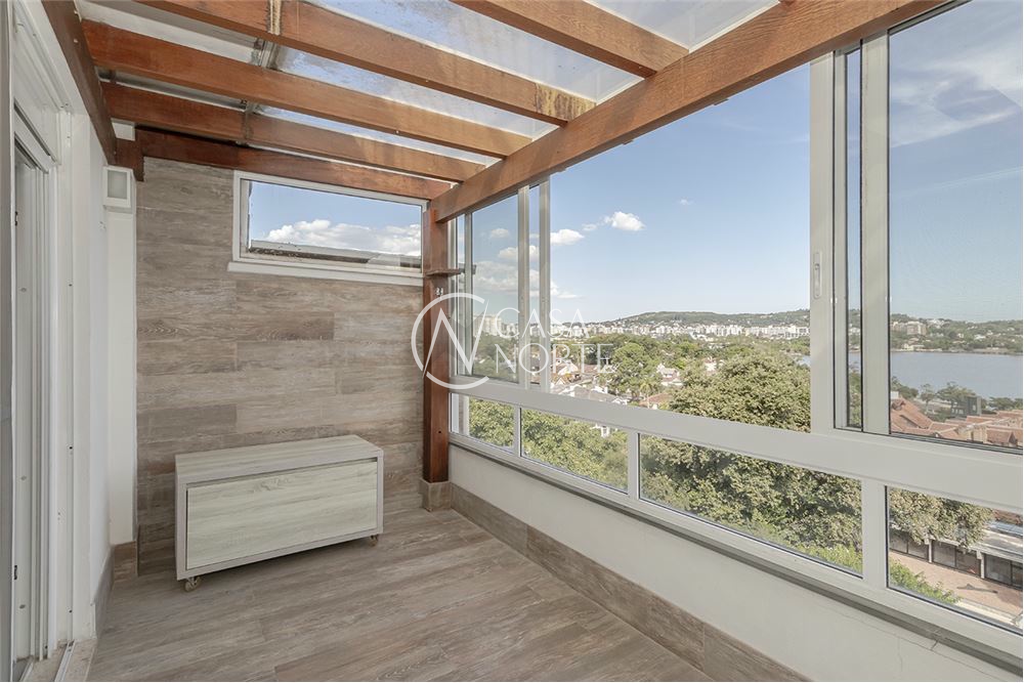 Casa à venda com 4 quartos, 631m², 3 suítes, 2 vagas, Goitacaz no bairro Vila Assunção em Porto Alegre