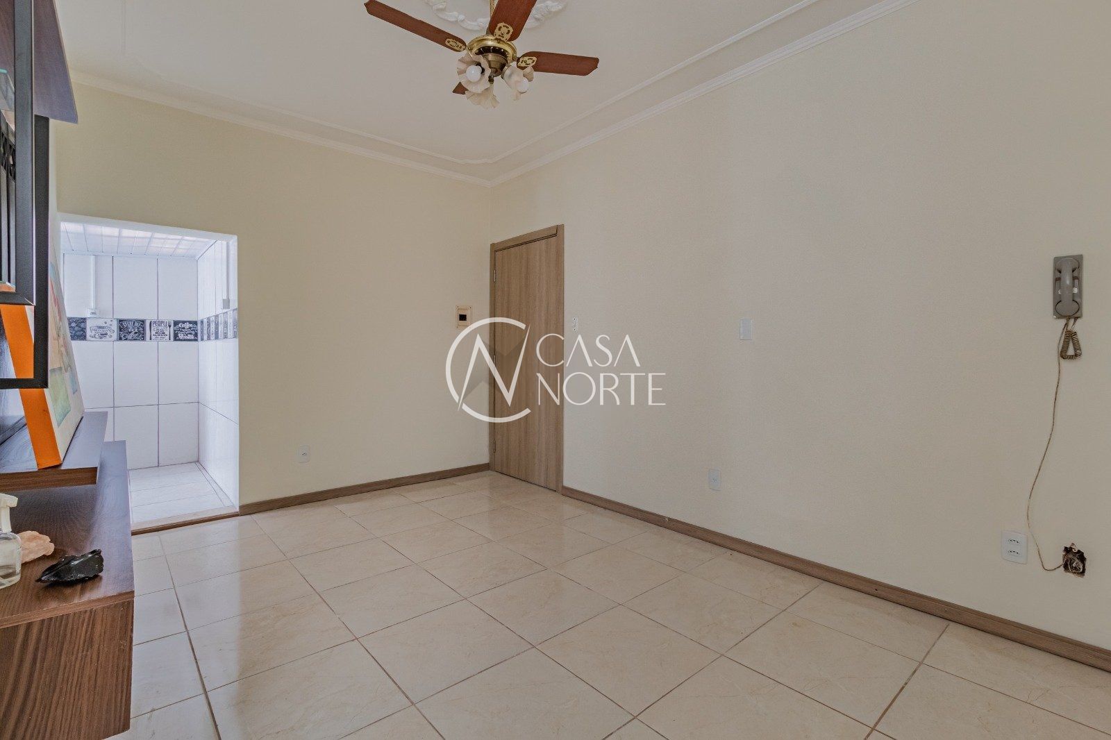 Apartamento à venda com 2 quartos, 70m², Rua Dezessete de Junho no bairro Menino Deus em Porto Alegre