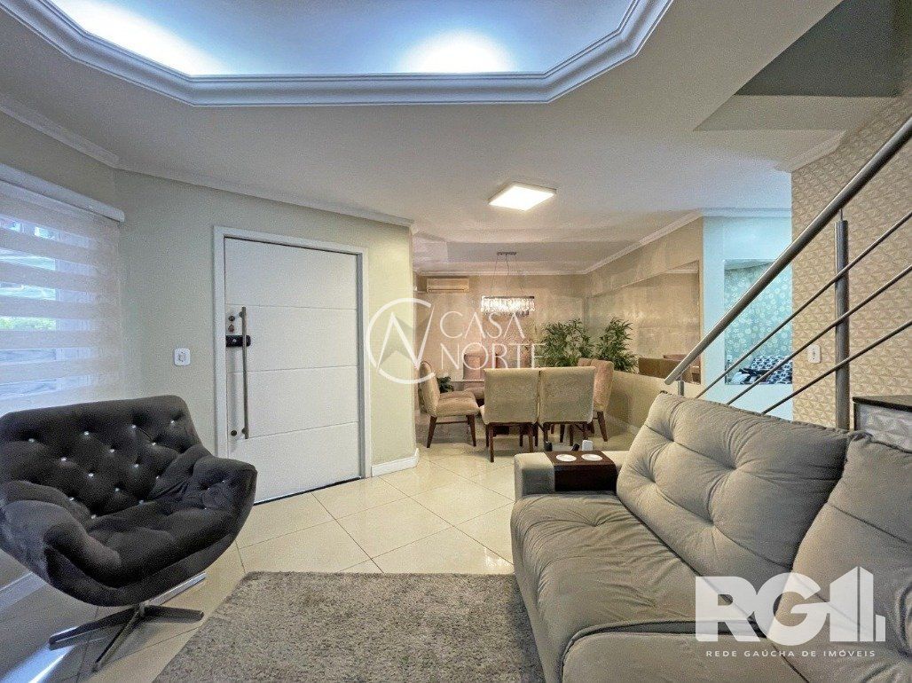 Casa de Condomínio à venda com 3 quartos, 198m², 1 suíte, 4 vagas, Avenida Ecoville no bairro Ecoville em Porto Alegre