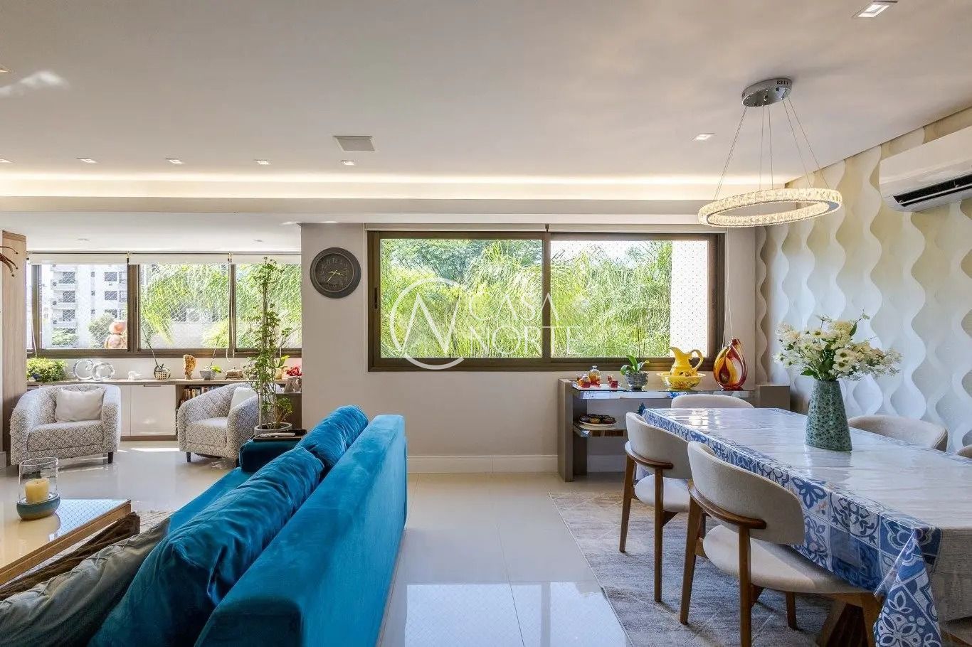 Apartamento à venda com 3 quartos, 141m², 2 suítes, 2 vagas, Rua Tito Lívio Zambecari no bairro Mont Serrat em Porto Alegre