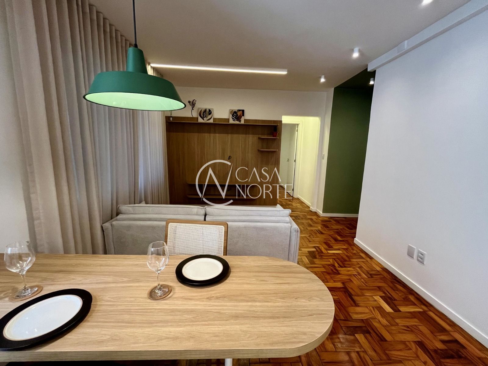Apartamento à venda com 1 quarto, 45m², Rua Doutor Barros Cassal no bairro Floresta em Porto Alegre