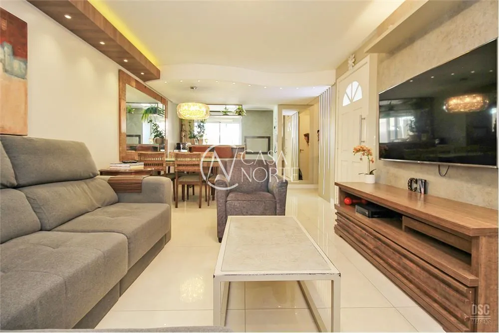 Casa de Condomínio à venda com 3 quartos, 146m², 1 suíte, 2 vagas, Rua Augusto Attílio Giordani no bairro Jardim Lindóia em Porto Alegre