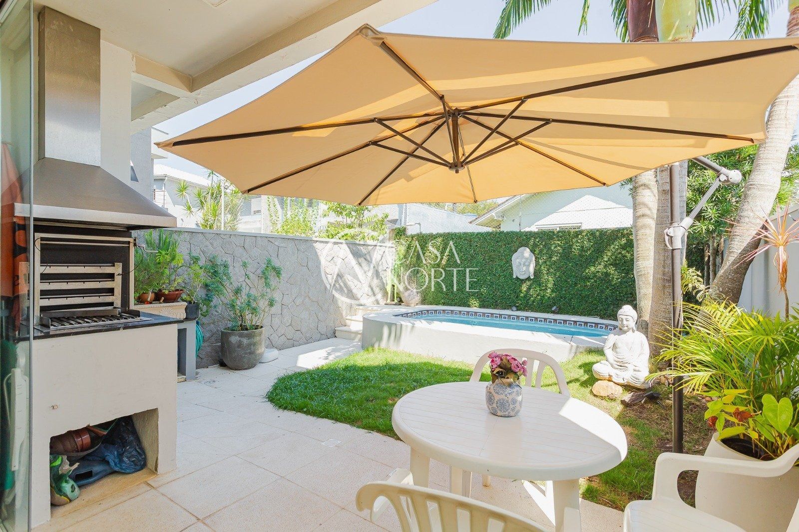 Casa de Condomínio à venda com 3 quartos, 250m², 1 suíte, 4 vagas, Rua Deputado Hugo Mardini no bairro Passo das Pedras em Porto Alegre