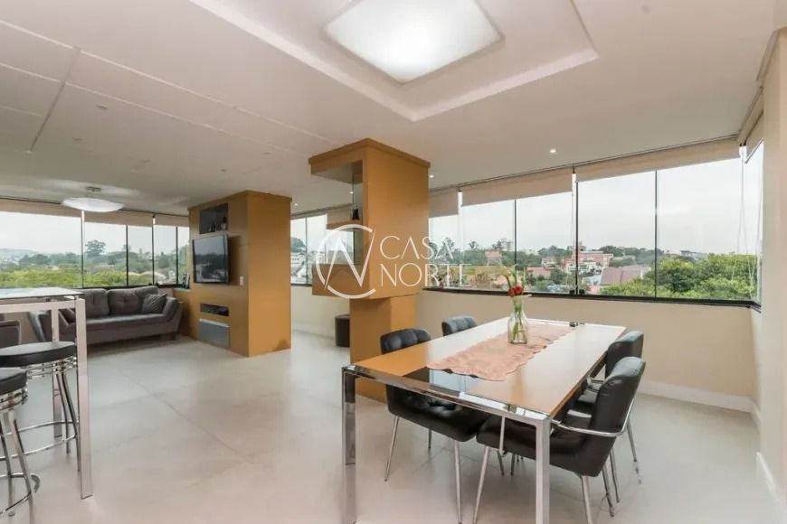 Cobertura à venda com 3 quartos, 200m², 1 suíte, 2 vagas, Avenida Karl Iwers no bairro Jardim Itu em Porto Alegre