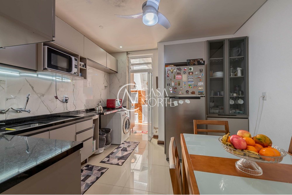 Apartamento à venda com 3 quartos, 107m², Avenida Cristóvão Colombo no bairro Floresta em Porto Alegre