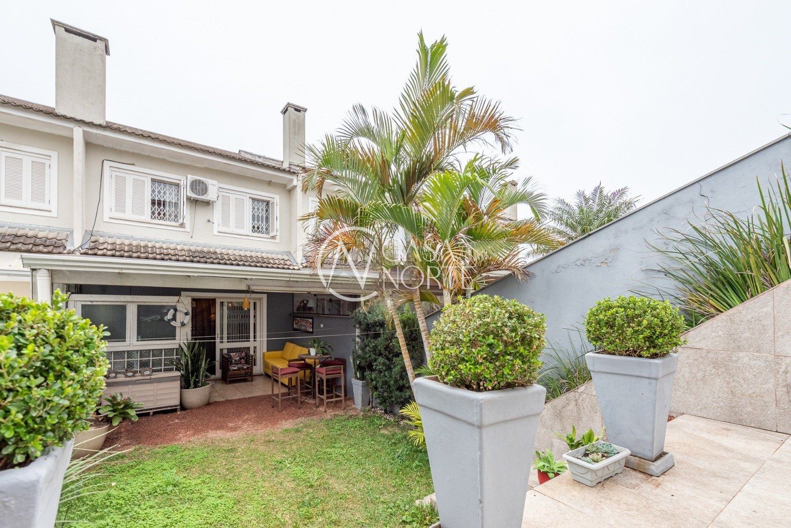 Casa à venda com 3 quartos, 160m², 1 suíte, 3 vagas, Rua do Pampa no bairro Ecoville em Porto Alegre