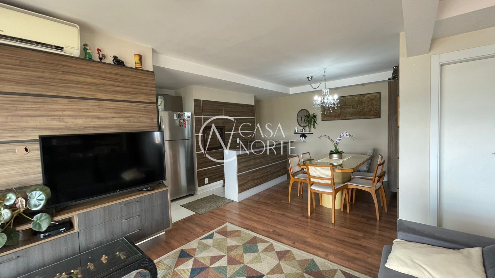 Apartamento à venda com 3 quartos, 83m², 1 suíte, 1 vaga, Avenida Polônia no bairro São Geraldo em Porto Alegre