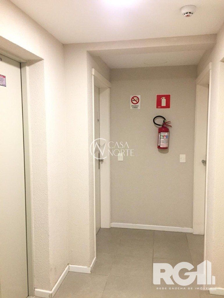 Apartamento à venda com 2 quartos, 55m², 1 vaga, Rua Attílio Bilibio no bairro Jardim Carvalho em Porto Alegre
