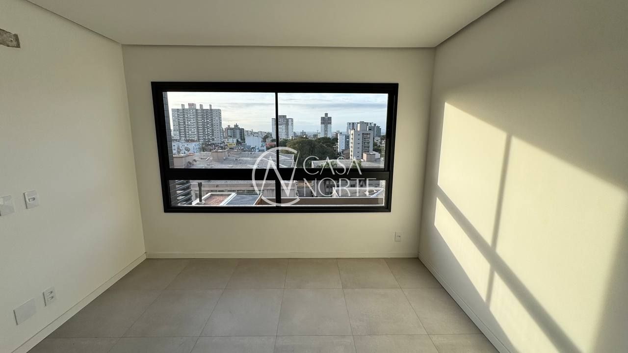 Apartamento à venda com 3 quartos, 76m², 1 suíte, 2 vagas, Avenida do Forte no bairro Vila Ipiranga em Porto Alegre