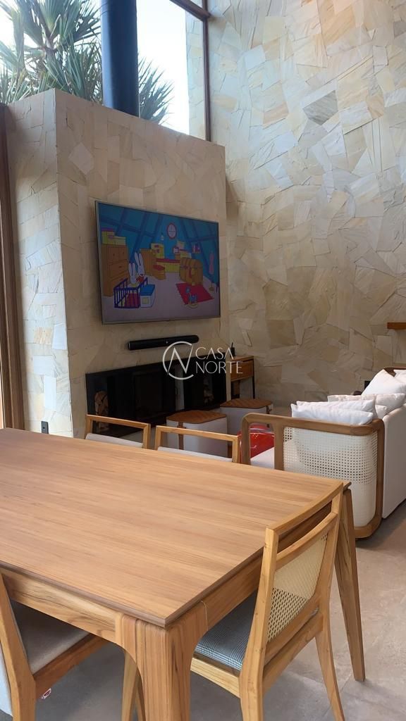 Casa de Condomínio à venda com 3 quartos, 150m², 1 suíte, 3 vagas, Rua Deputado Hugo Mardini no bairro Jardim Itu em Porto Alegre