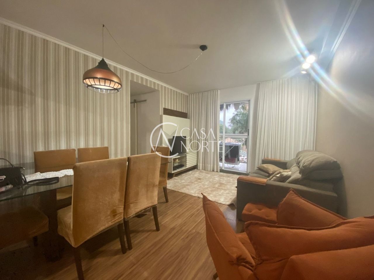 Apartamento à venda com 3 quartos, 84m², 1 suíte, 1 vaga, Rua Monsenhor Antônio Guilherme Grings no bairro Sarandi em Porto Alegre