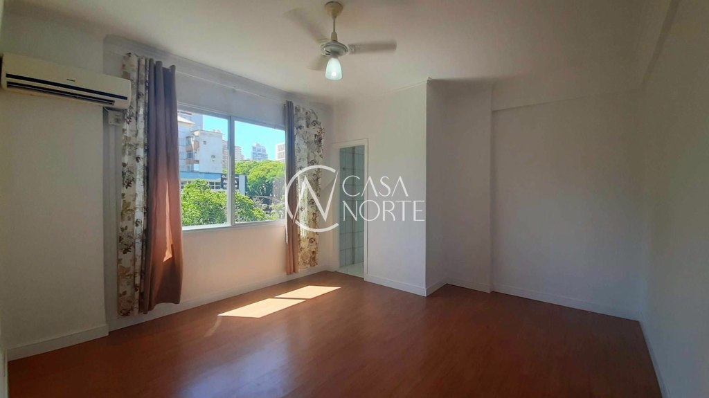 Apartamento à venda com 1 quarto, 40m², Avenida João Pessoa no bairro Centro Histórico em Porto Alegre