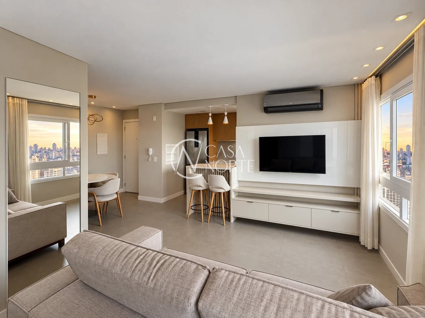 Apartamento à venda com 2 quartos, 67m², 1 suíte, 2 vagas, Rua Jerônymo Zelmanovitz no bairro São Sebastião em Porto Alegre