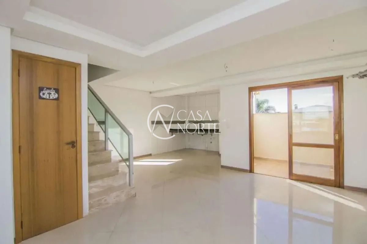 Casa à venda com 3 quartos, 175m², 1 suíte, 2 vagas, Rua Pero Vaz de Caminha no bairro Vila Ipiranga em Porto Alegre