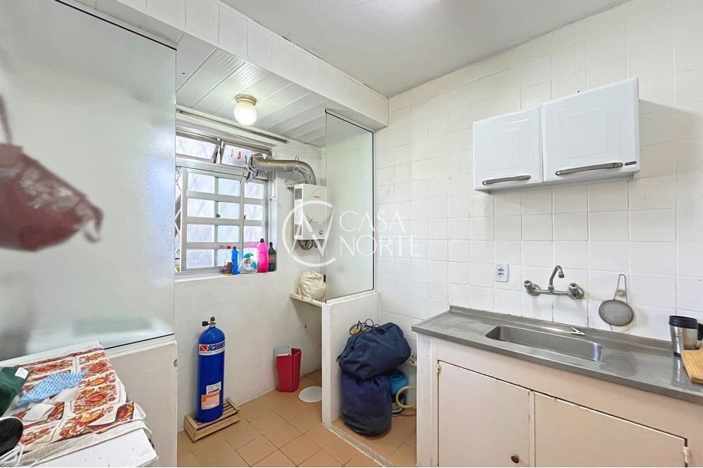 Apartamento à venda com 1 quarto, 38m², Professor Oscar Pereira no bairro Santo Antônio em Porto Alegre