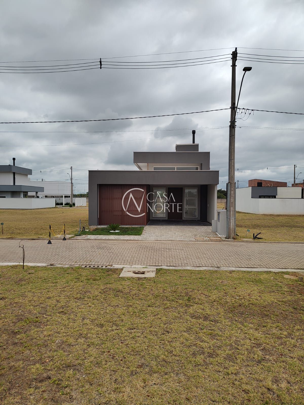 Casa de Condomínio à venda com 3 quartos, 118m², 1 suíte, 2 vagas, Avenida Frederico Warsta no bairro Sans Souci em Eldorado do Sul