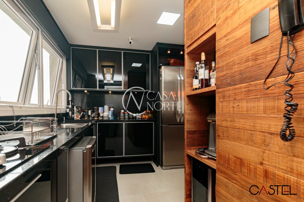 Apartamento à venda com 4 quartos, 158m², 3 suítes, 3 vagas, Rua Dona Augusta no bairro Menino Deus em Porto Alegre
