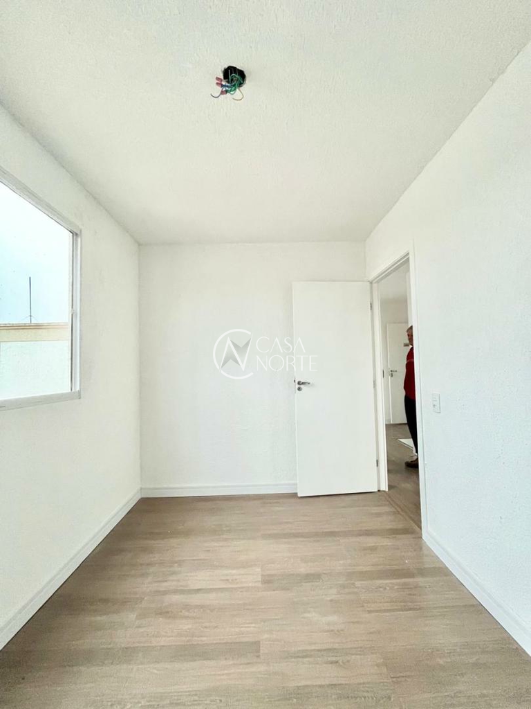 Apartamento à venda com 2 quartos, 40m², 1 vaga, Sabino Pereira Nunes no bairro Restinga em Porto Alegre