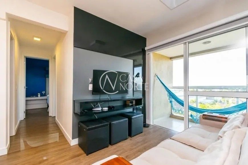 Apartamento à venda com 2 quartos, 64m², 1 vaga, Avenida Polônia no bairro São Geraldo em Porto Alegre