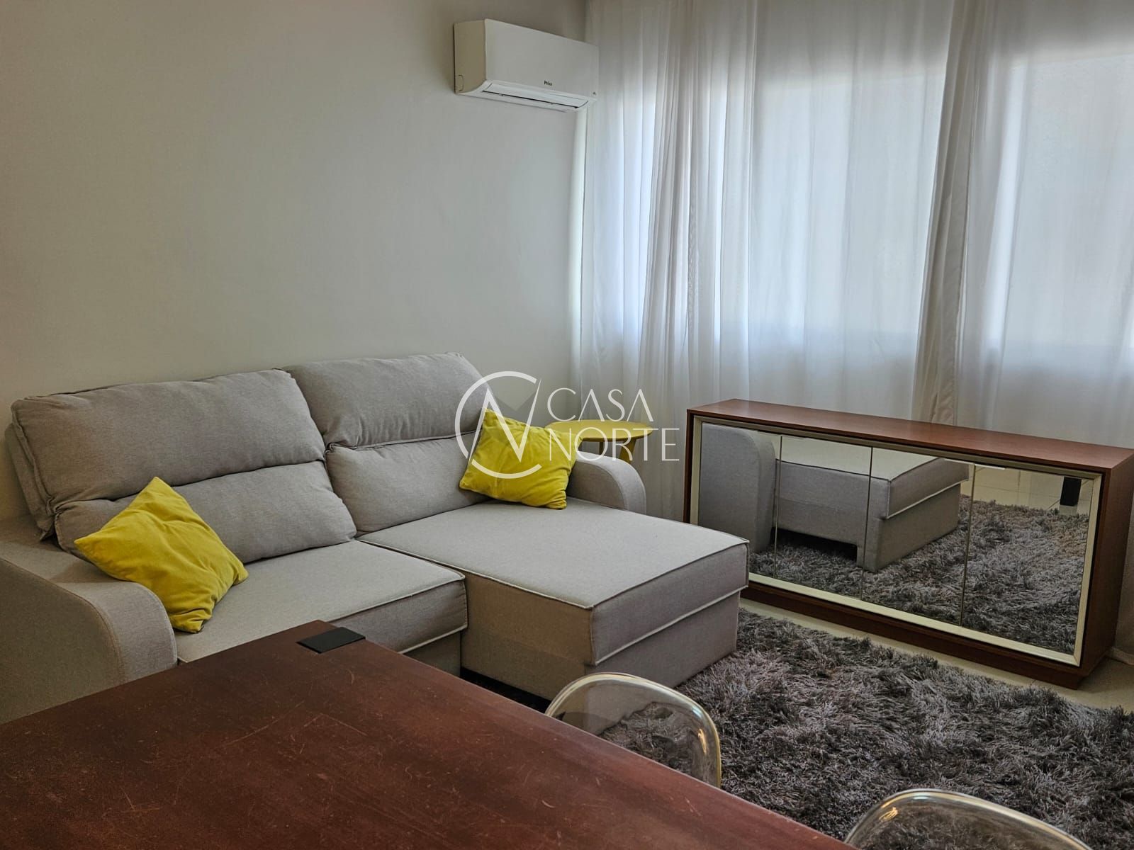 Apartamento à venda com 3 quartos, 70m², 1 suíte, 2 vagas, Rua Antônio Joaquim Mesquita no bairro Passo da Areia em Porto Alegre